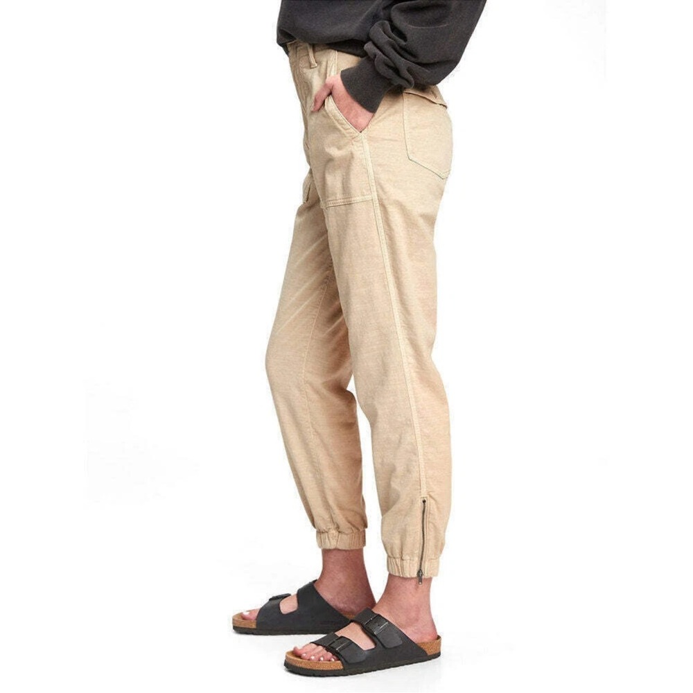 GAP NWT❗️Girlfriend Utility Joggers